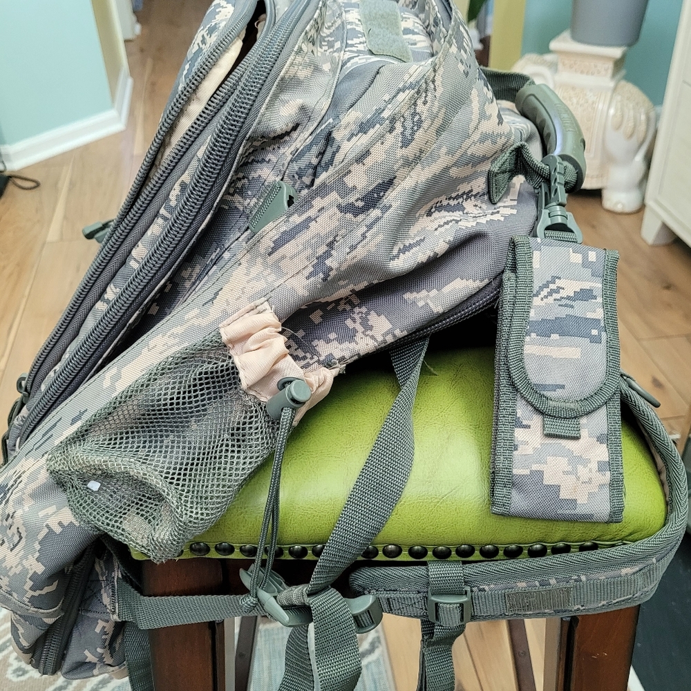 Code Alpha Backpack - image 8